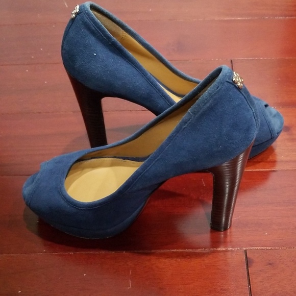 Coach heels - Picture 4 of 5